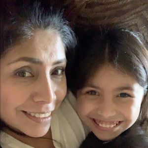 Meet your Posher, Elena